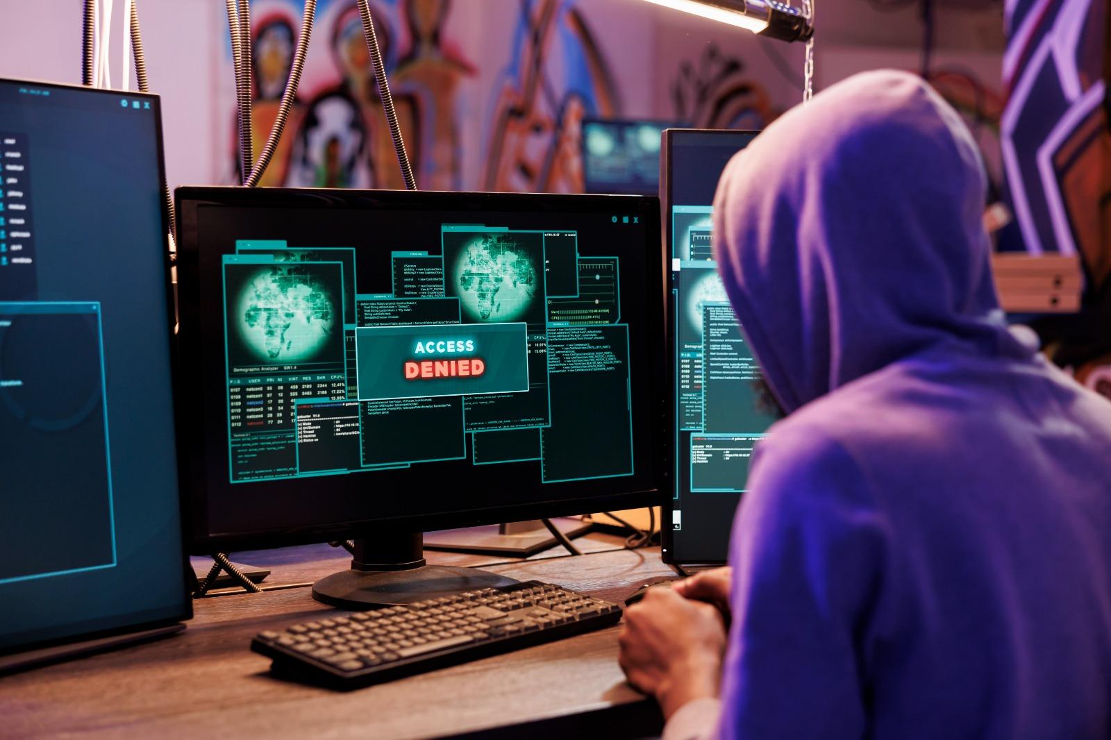 Vereador registra queixa após ter redes sociais hackeadas