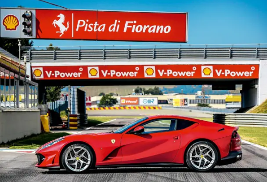 Ferrari 812 Superfast, ano 2018. Foto: Ilustrativa/Divulgação/Ferrari