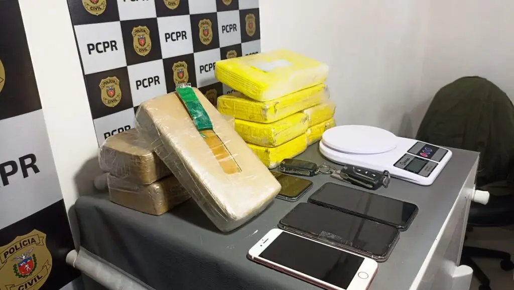 ‘Vovó do tráfico’ de Maringá é presa com mais de R$ 1 milhão em drogas