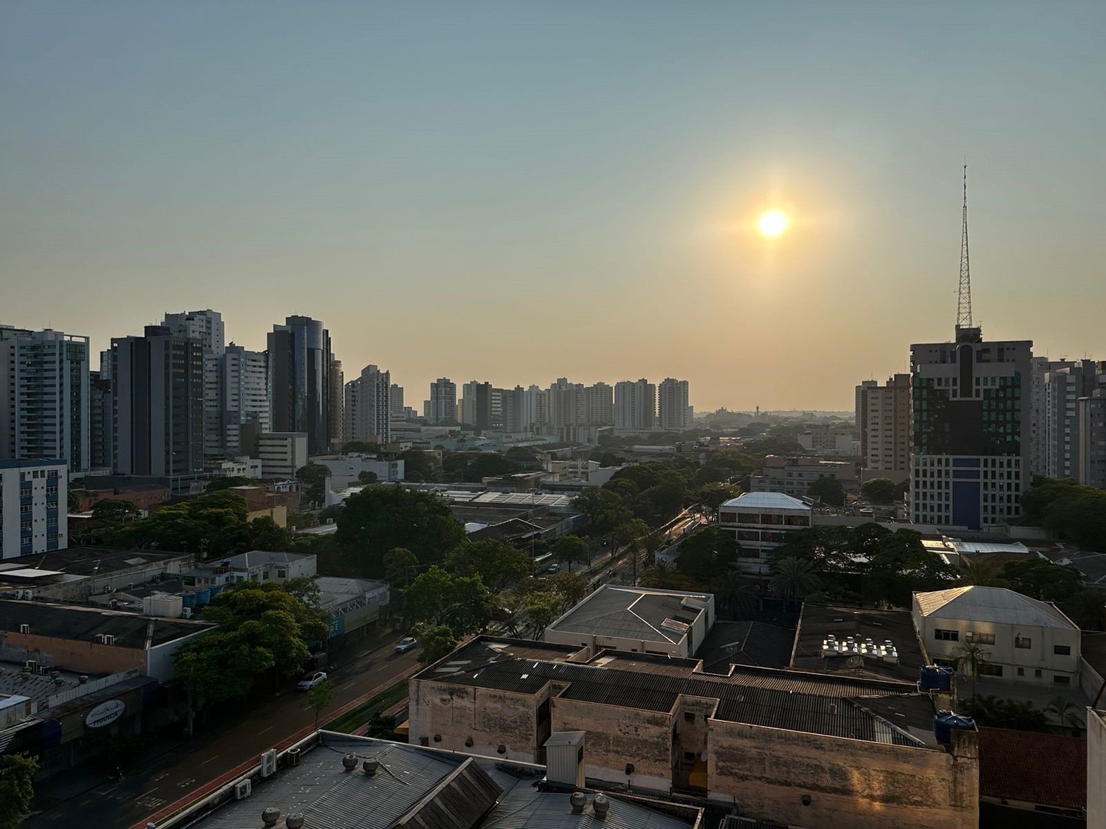 Máxima segue acima dos 30º C em Maringá nesta quarta-feira (27); veja previsão