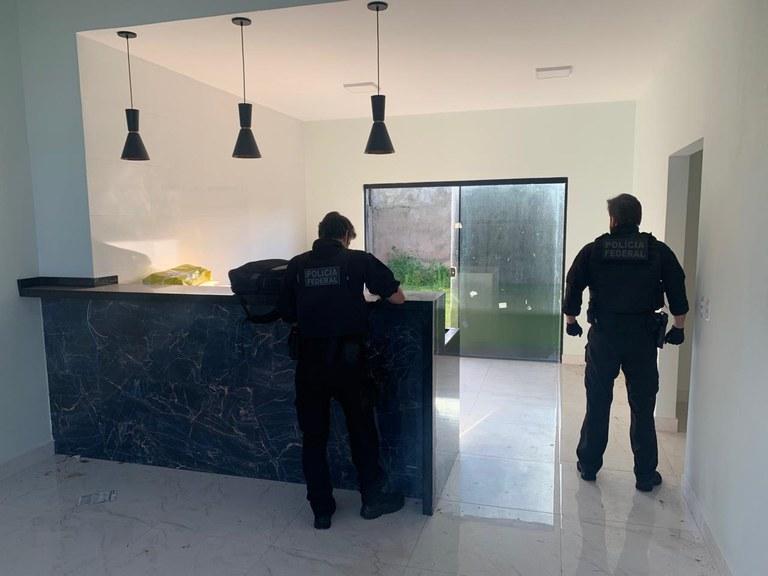 Operação da PF investiga corrupção e participação de policiais em contrabando