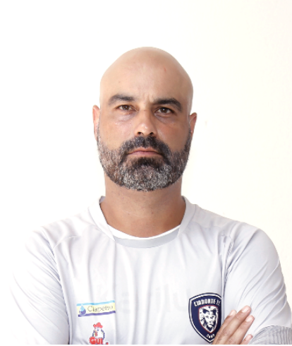 “O que mais incomodou foi perder gols claros”, diz técnico do Cianorte