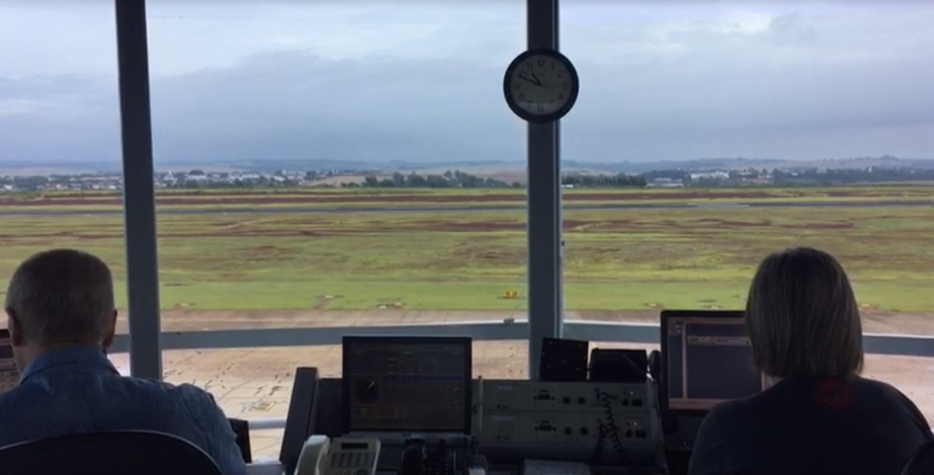 Desde o início deste mês, torre de controle voltou a funcionar 24h por dia