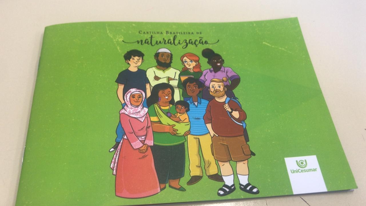 Estudantes de Maringá criam Cartilha Brasileira de Naturalização