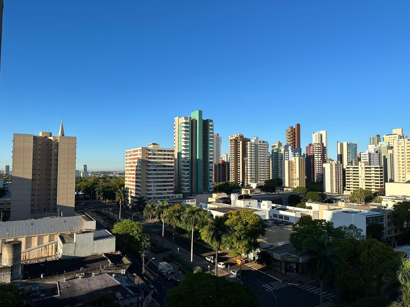 Quarta-feira (11) permanece com previsão de sol e calor para Maringá