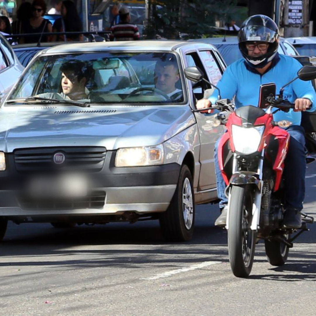 Motociclistas têm desconto no troca de capacetes