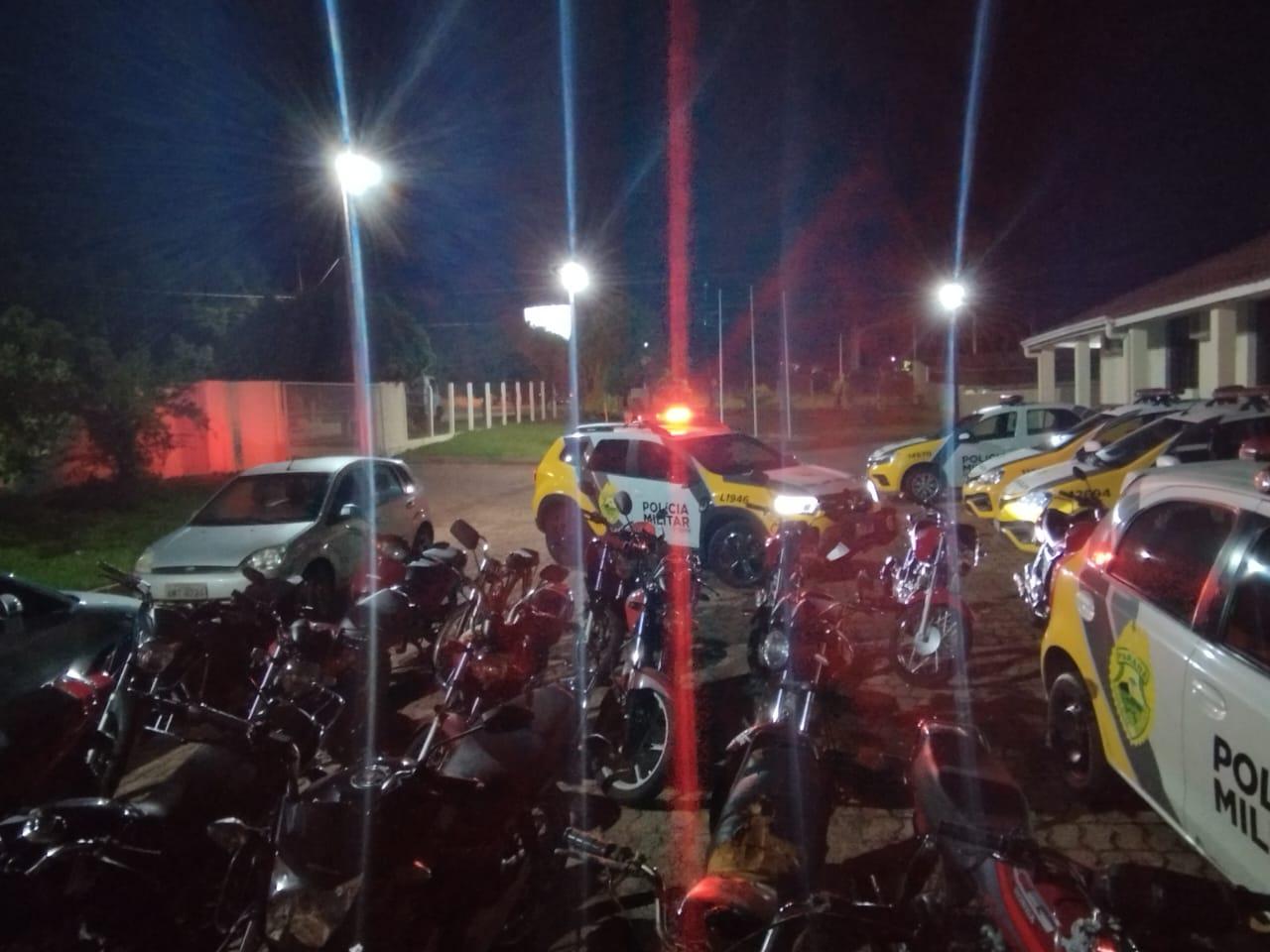 Polícia recolhe nove motocicletas com escapamento irregular em Goioerê