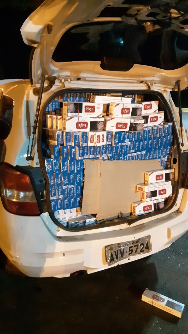 PRF apreende cerca de 20 mil carteiras de cigarro em Toledo