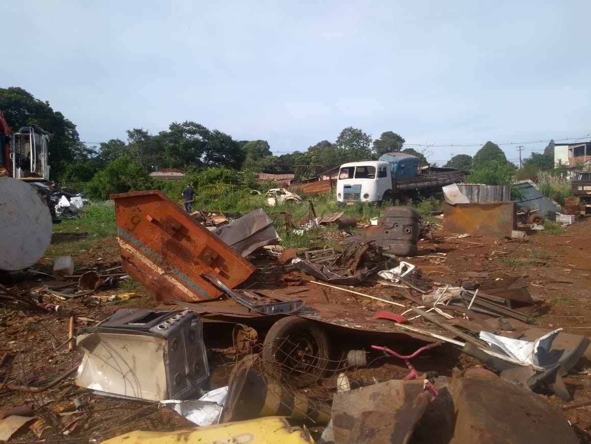 Secretaria de Segurança vistoria ferros-velho e depósito de recicláveis