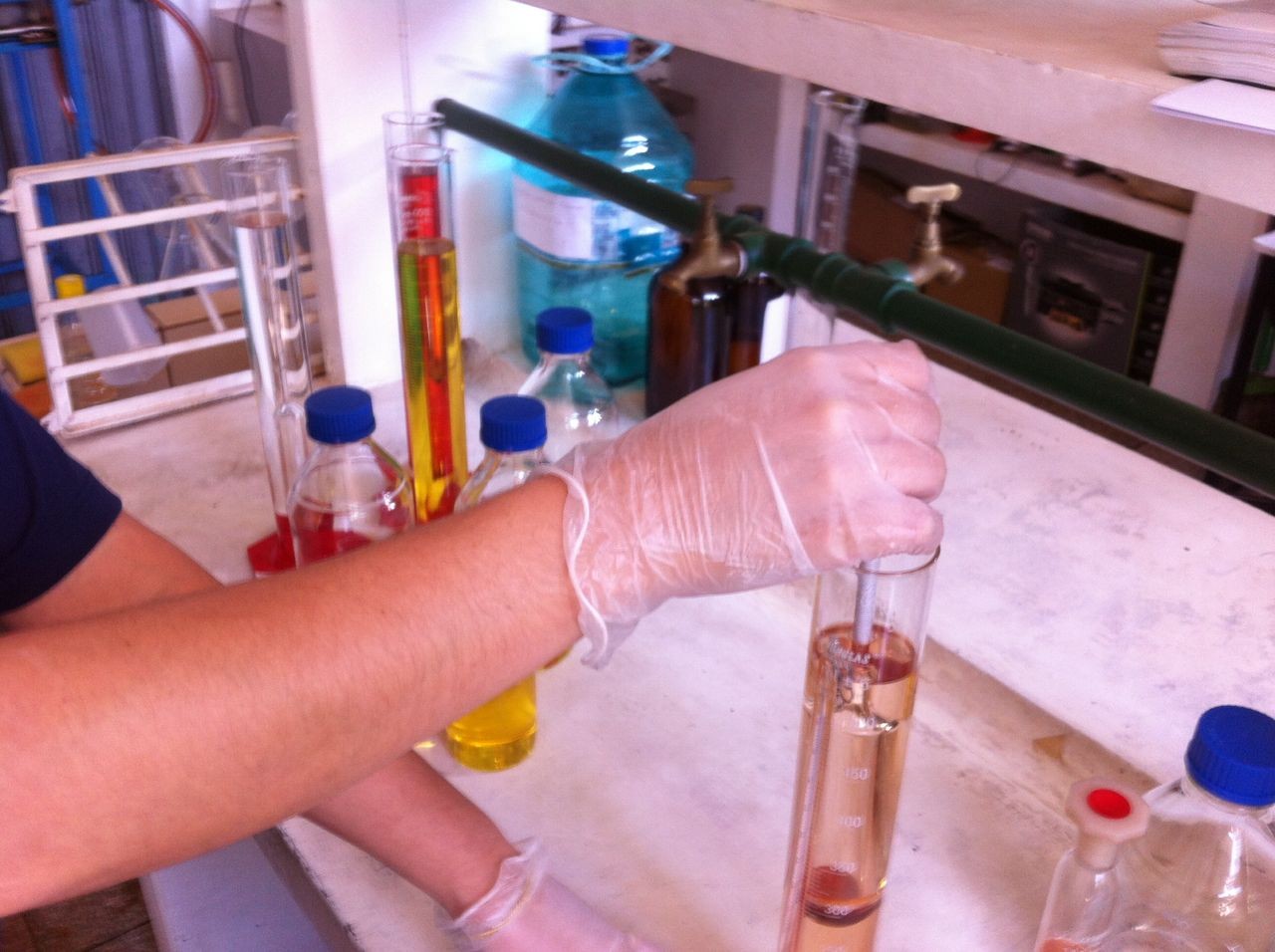 33 veículos foram afetados por combustível adulterado na UEM