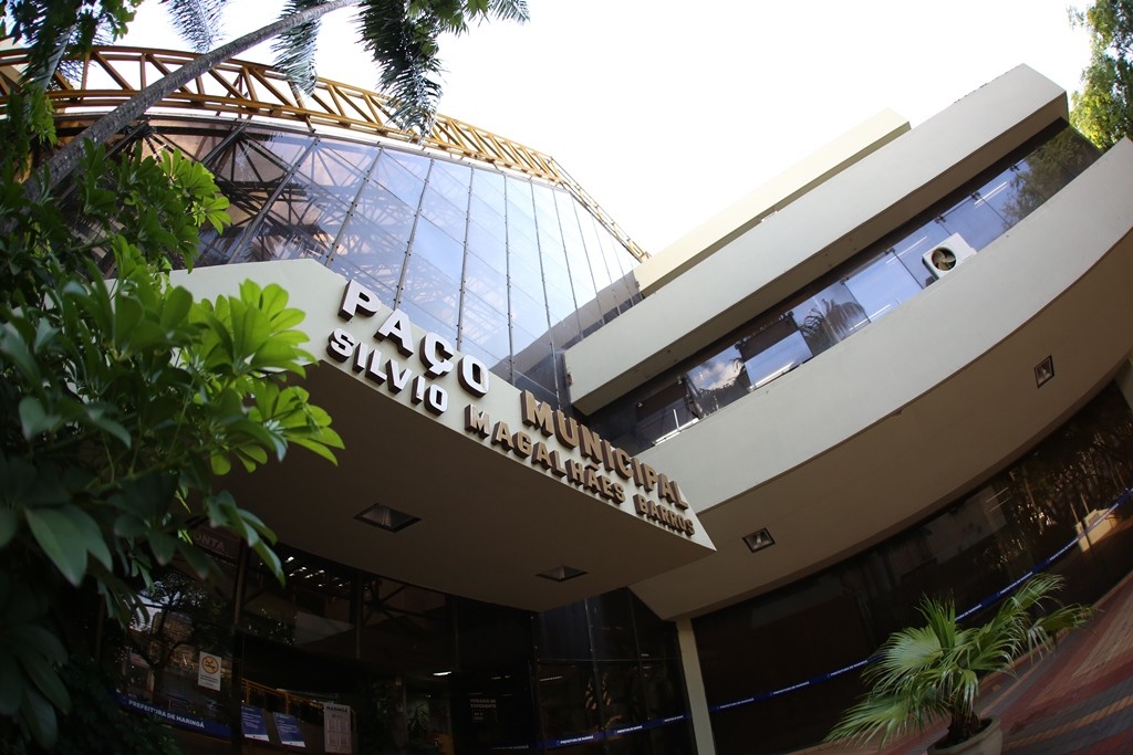 Jogos do Brasil na Copa Feminina vão alterar expediente em Maringá