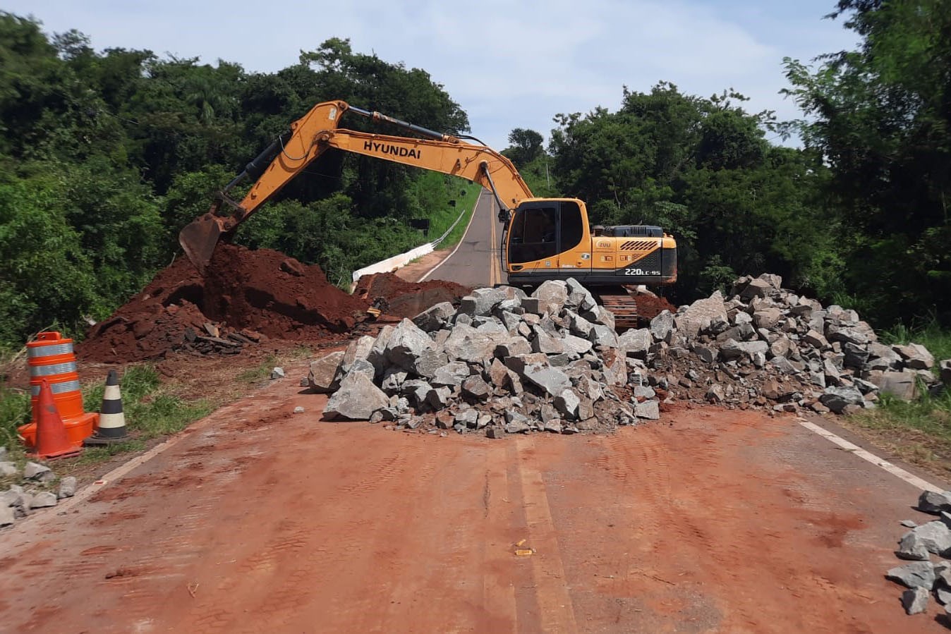 Obras na PR-218 entre Paranavaí e Amaporã começam, diz DER