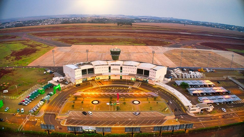 Aeroporto Regional de Maringá está apto para operar cargas internacionais