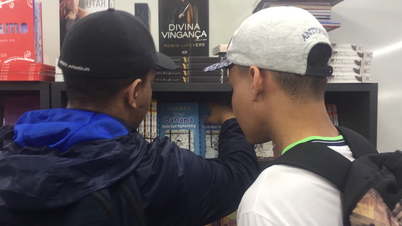 Cem mil pessoas devem visitar feira