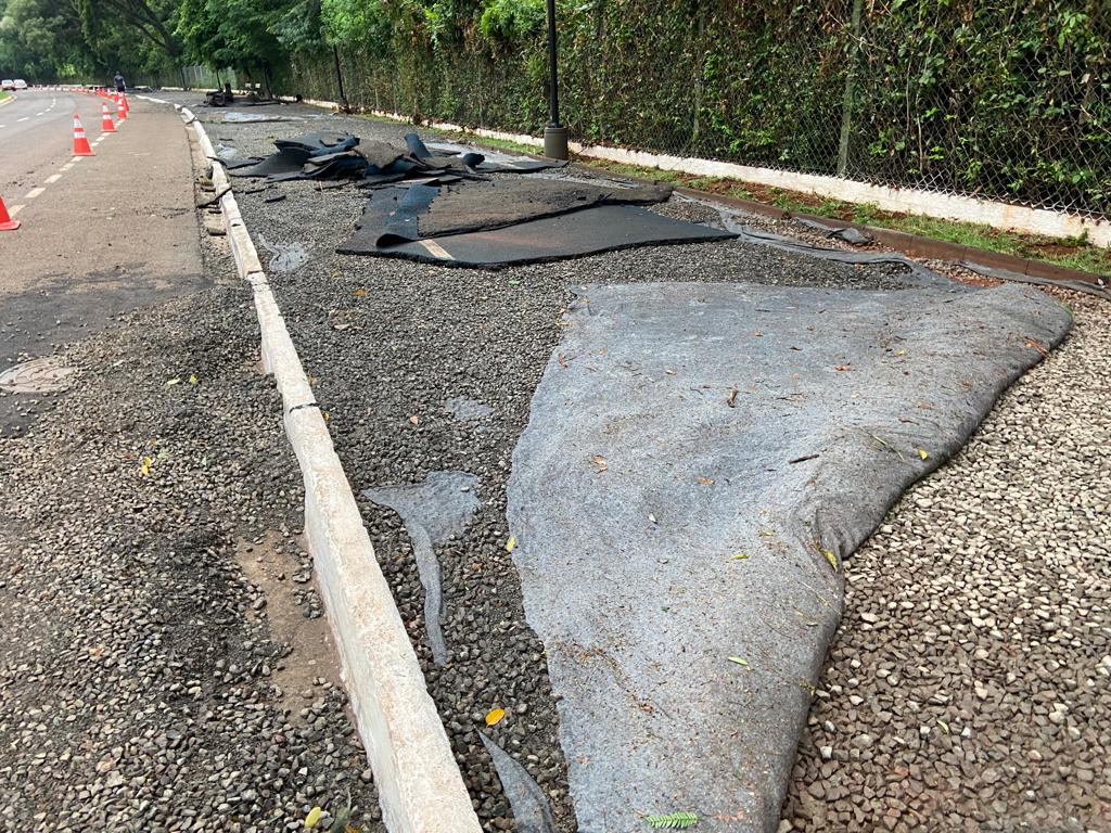 Problema de drenagem no entorno do Parque do Ingá precisa ser resolvido antes do recape