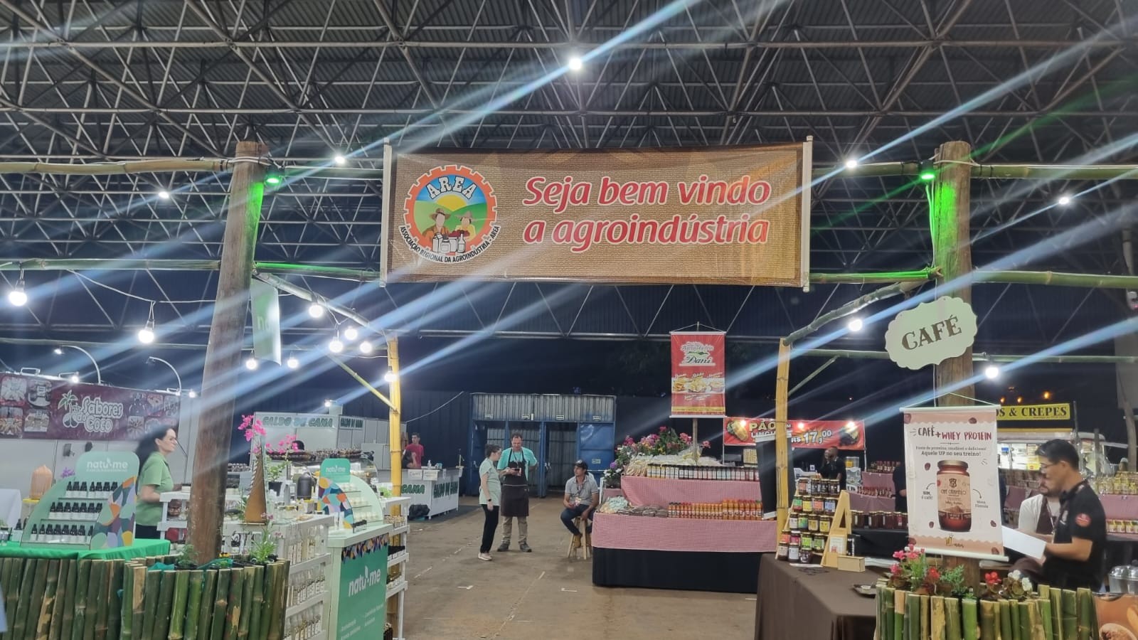 Na feira da agroindústria familiar, o visitante encontra uma variedade de geleias que agradam qualquer paladar