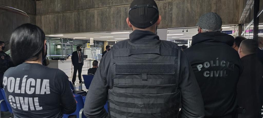 Operação Expresso cumpre mandado em Maringá