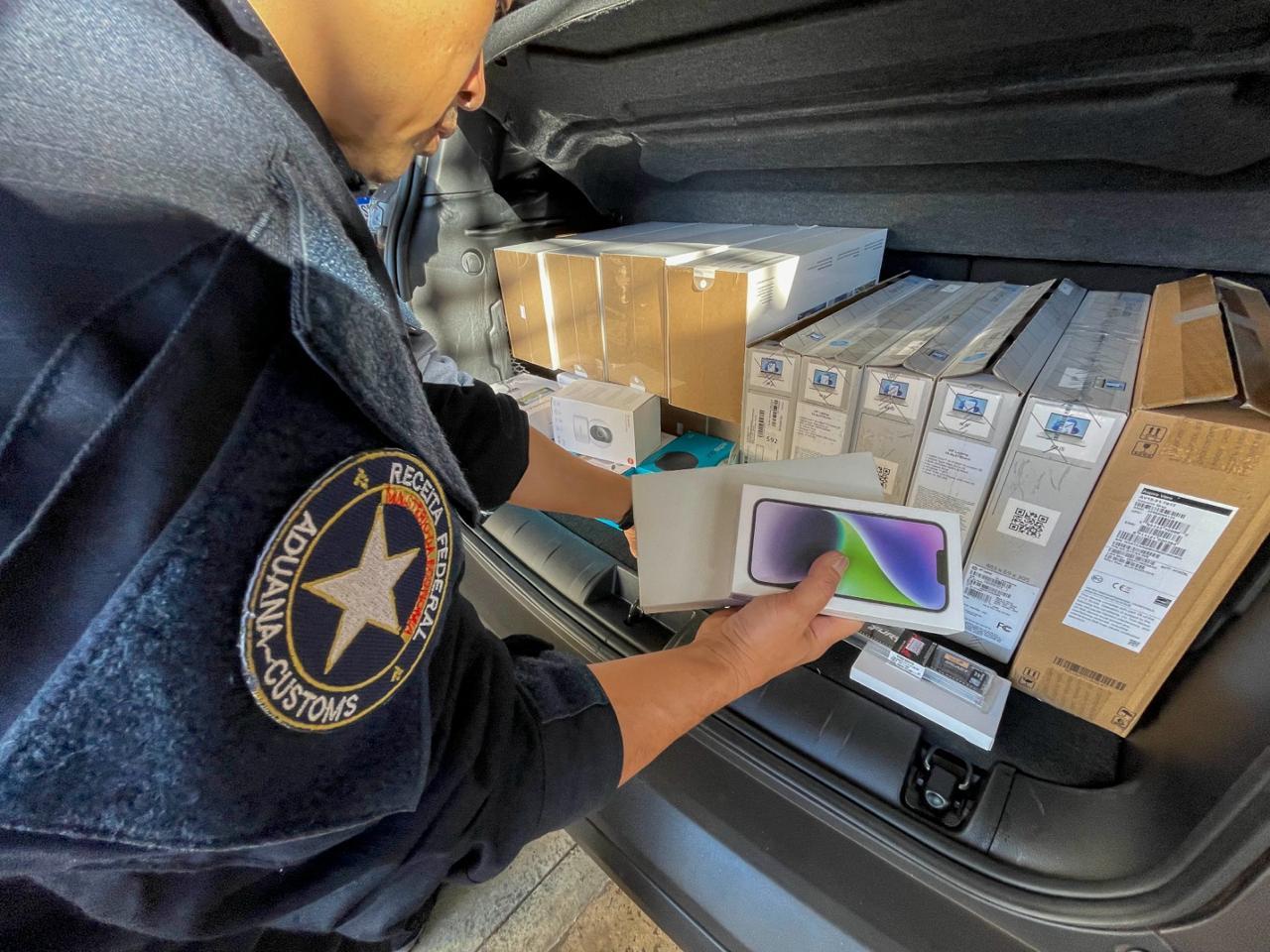 Receita Federal apreende quase R$150 mi em produtos estrangeiros