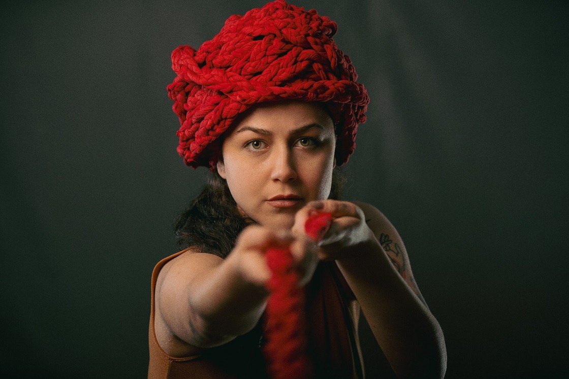 Fim de semana traz dois espetáculos com histórias de vida de mulheres