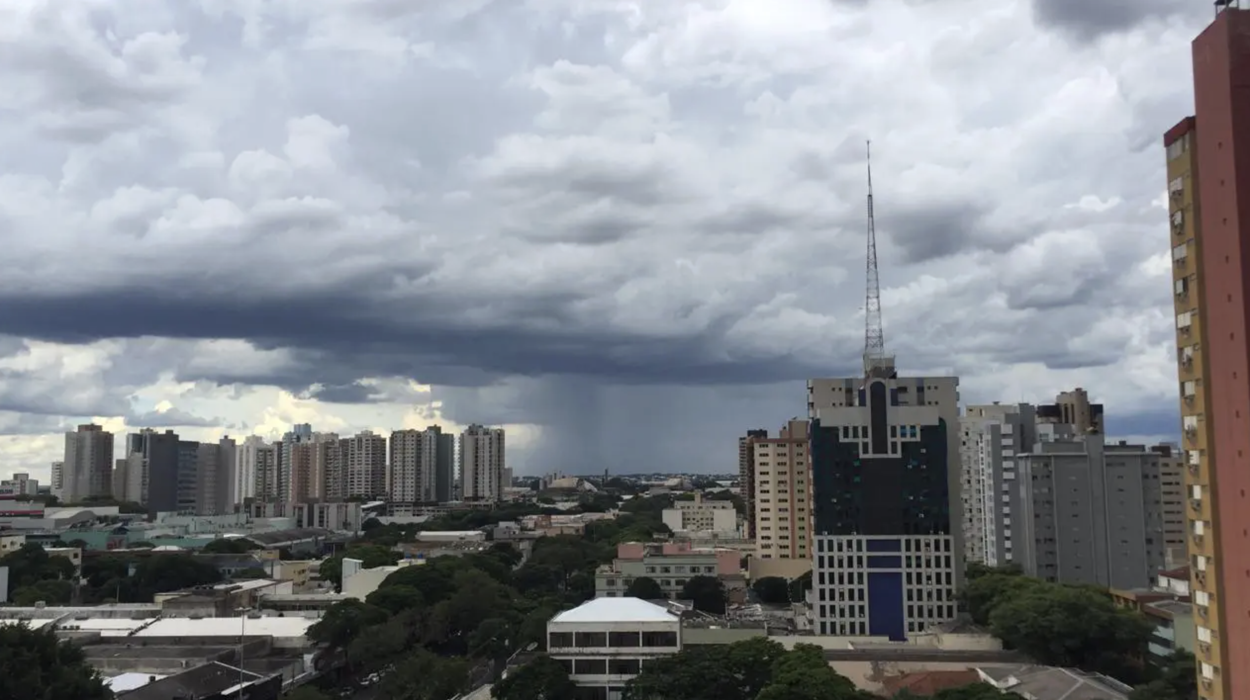 Veja como fica o tempo neste domingo, 12, em Maringá e no Paraná