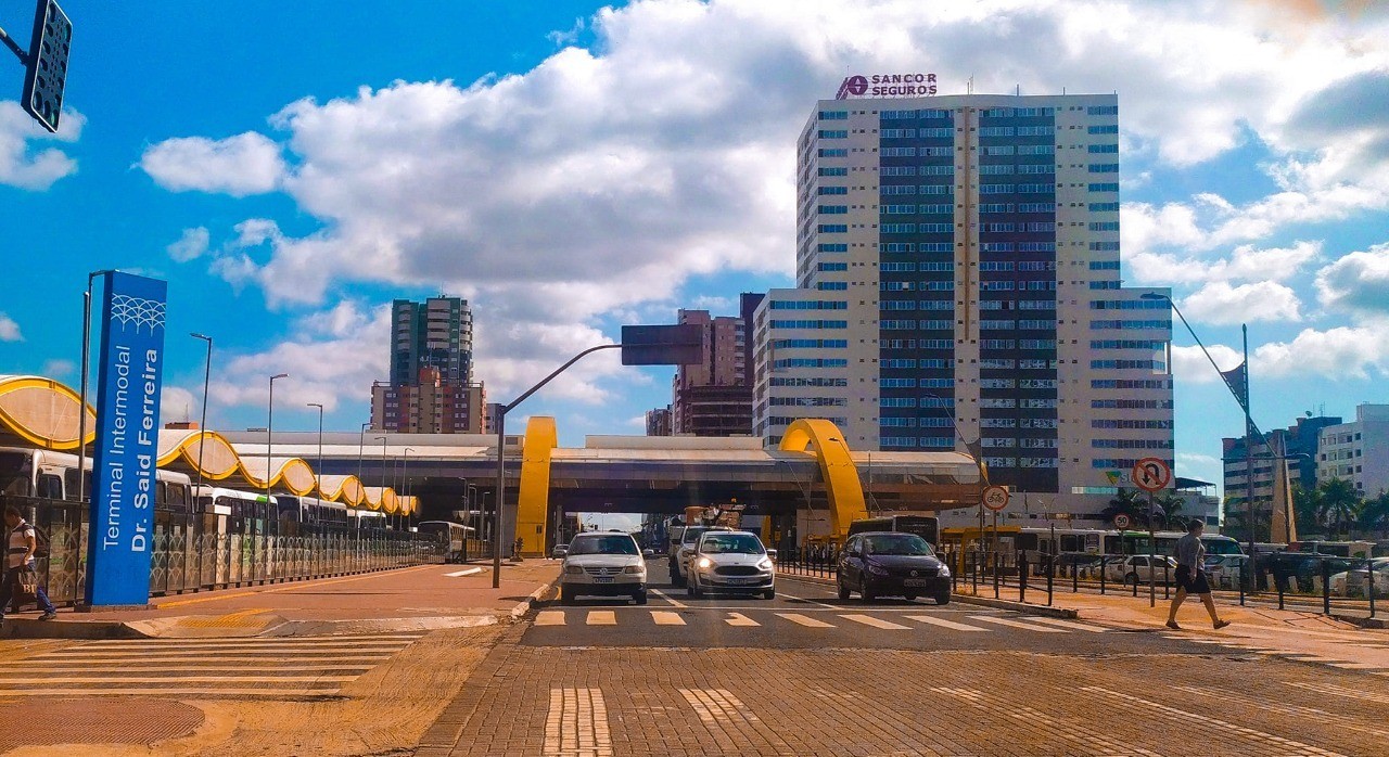 Semana começa com tempo estável e frio intenso em Maringá