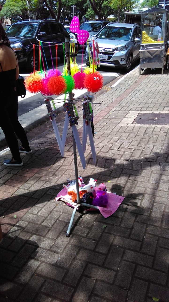 Ambulantes dizem que movimento está fraco