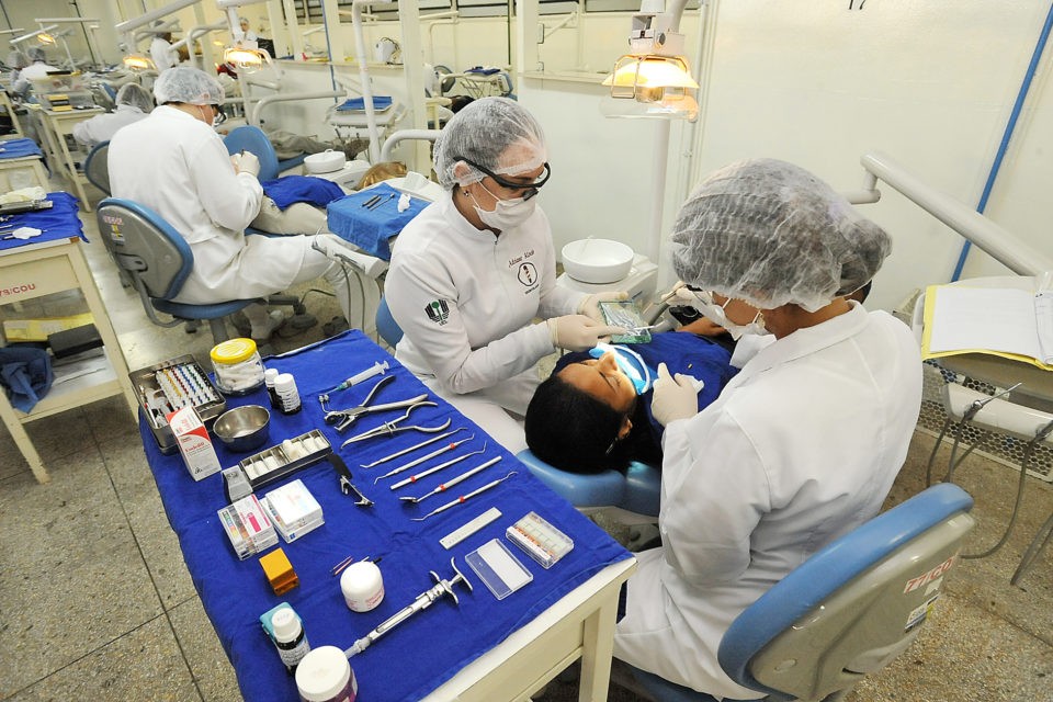 Governo Federal pode convocar profissionais da saúde para enfrentamento do coronavírus