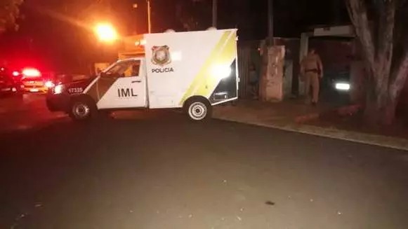 Adolescente mata padrasto com golpes de faca em Sarandi