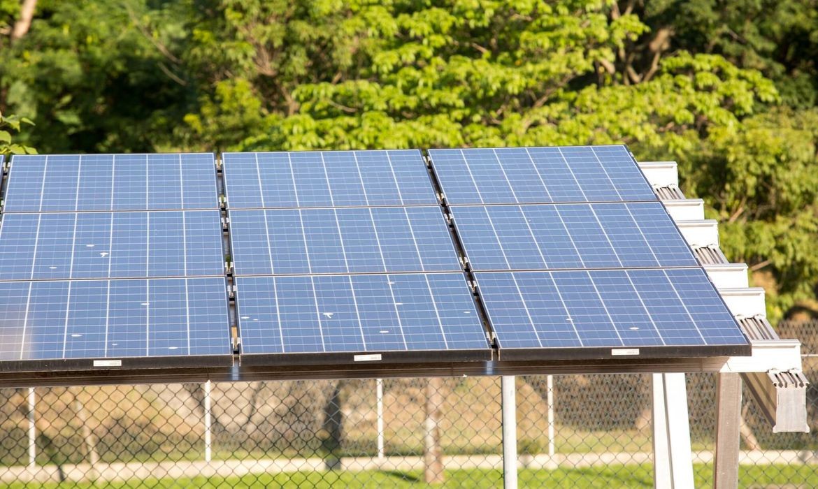 Brasil ultrapassou a marca de 1 milhão de imóveis com sistema de energia fotovoltaica