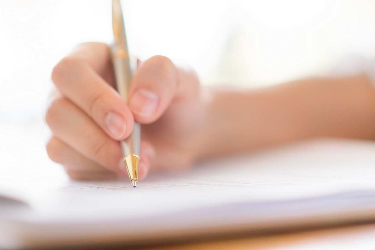 Estudantes da rede estadual participam de concurso de redação