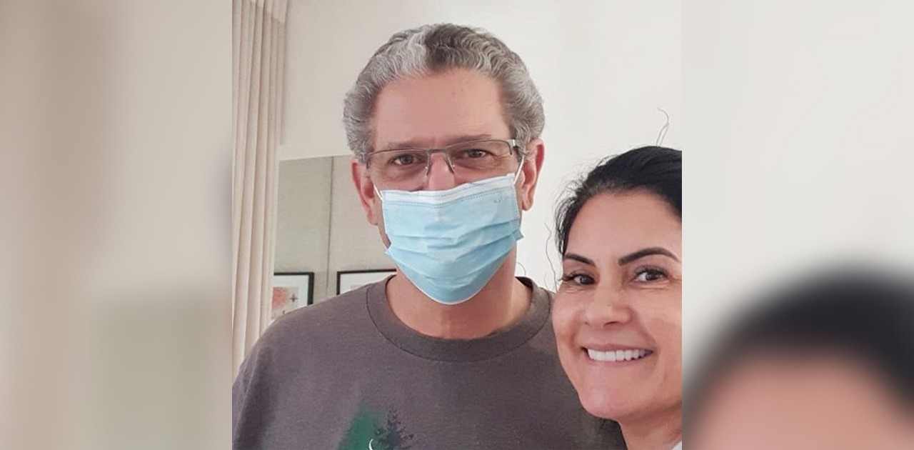 ‘Estar em casa é bom demais’, diz Silvio Barros após alta médica