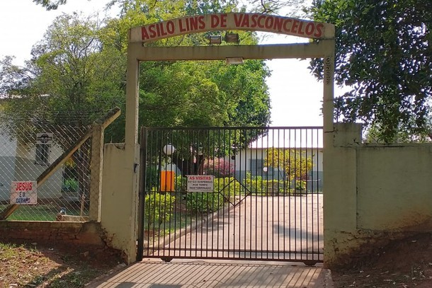 19 idosos de asilo de Paranavaí estão hospitalizados com Covid-19