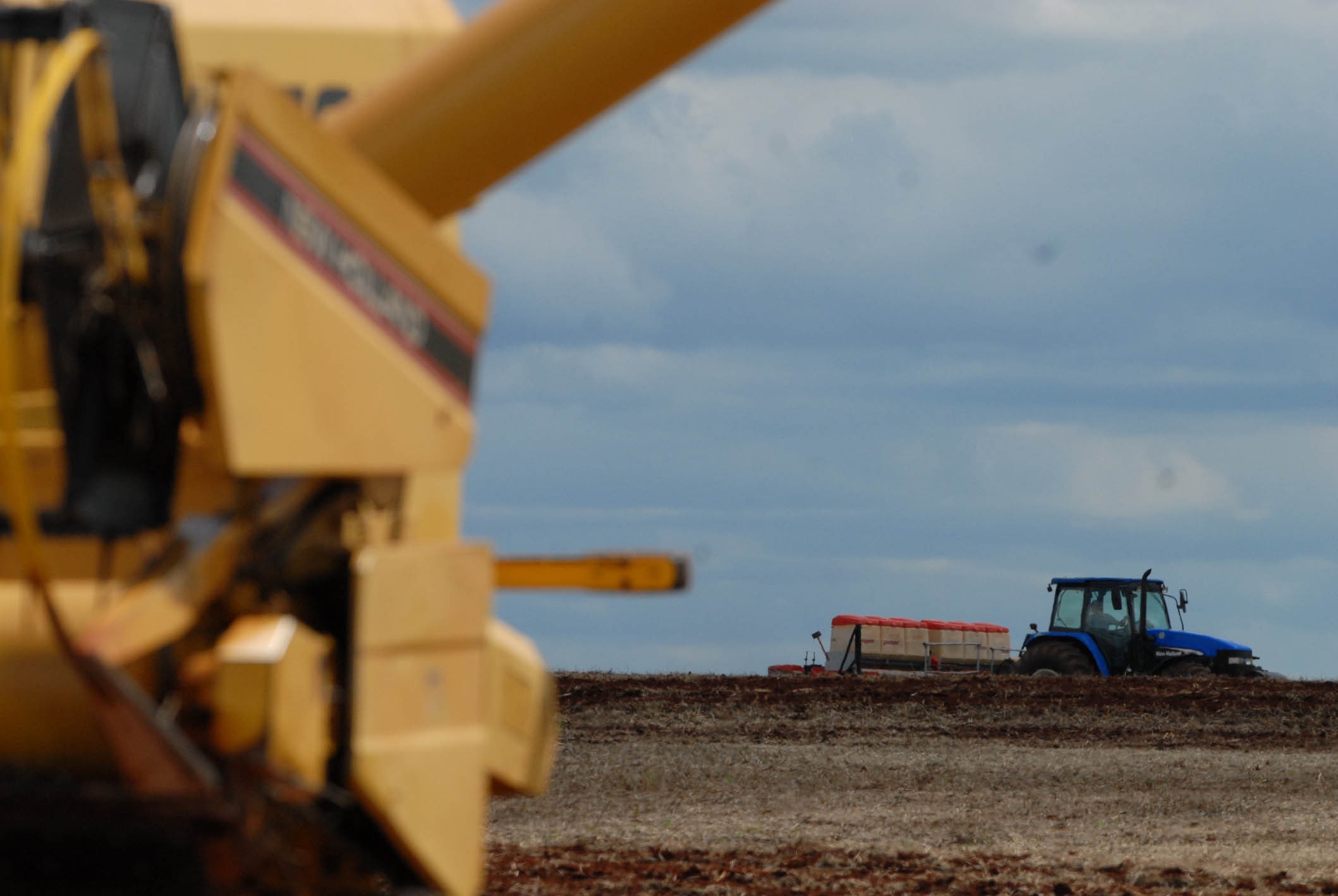 Começa oficialmente o plantio da safra de verão 2017/2018 no Paraná