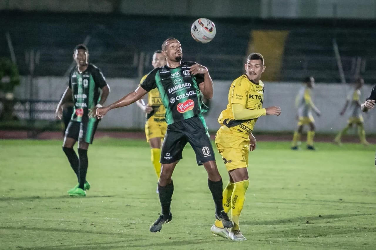 Maringá FC e FC Cascavel empatam em jogo disputado no WD