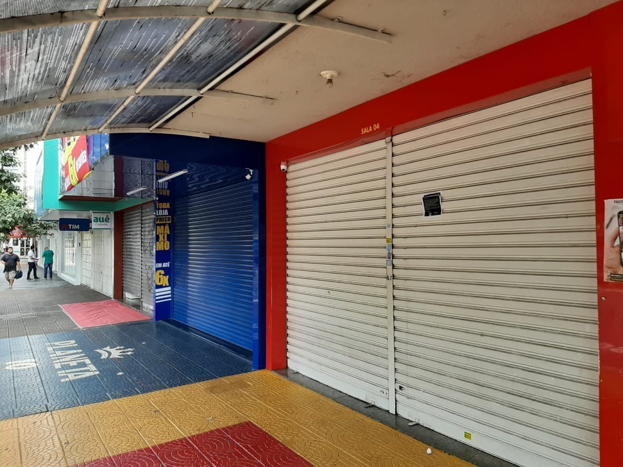 Comércio reabrindo na região; Maringá segue fechado