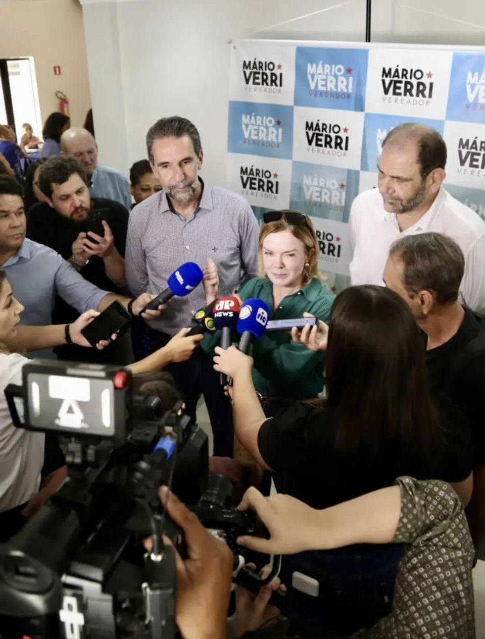 Em Maringá, Gleisi Hoffmann lança nomes do PT, fala sobre IR e comenta situação no Congresso