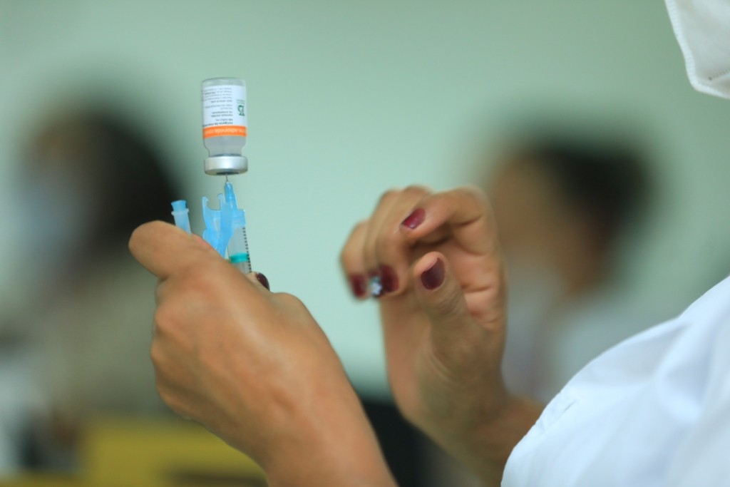 Sem estoque, Maringá aplica apenas 2ª dose da vacina nessa quinta-feira (12)