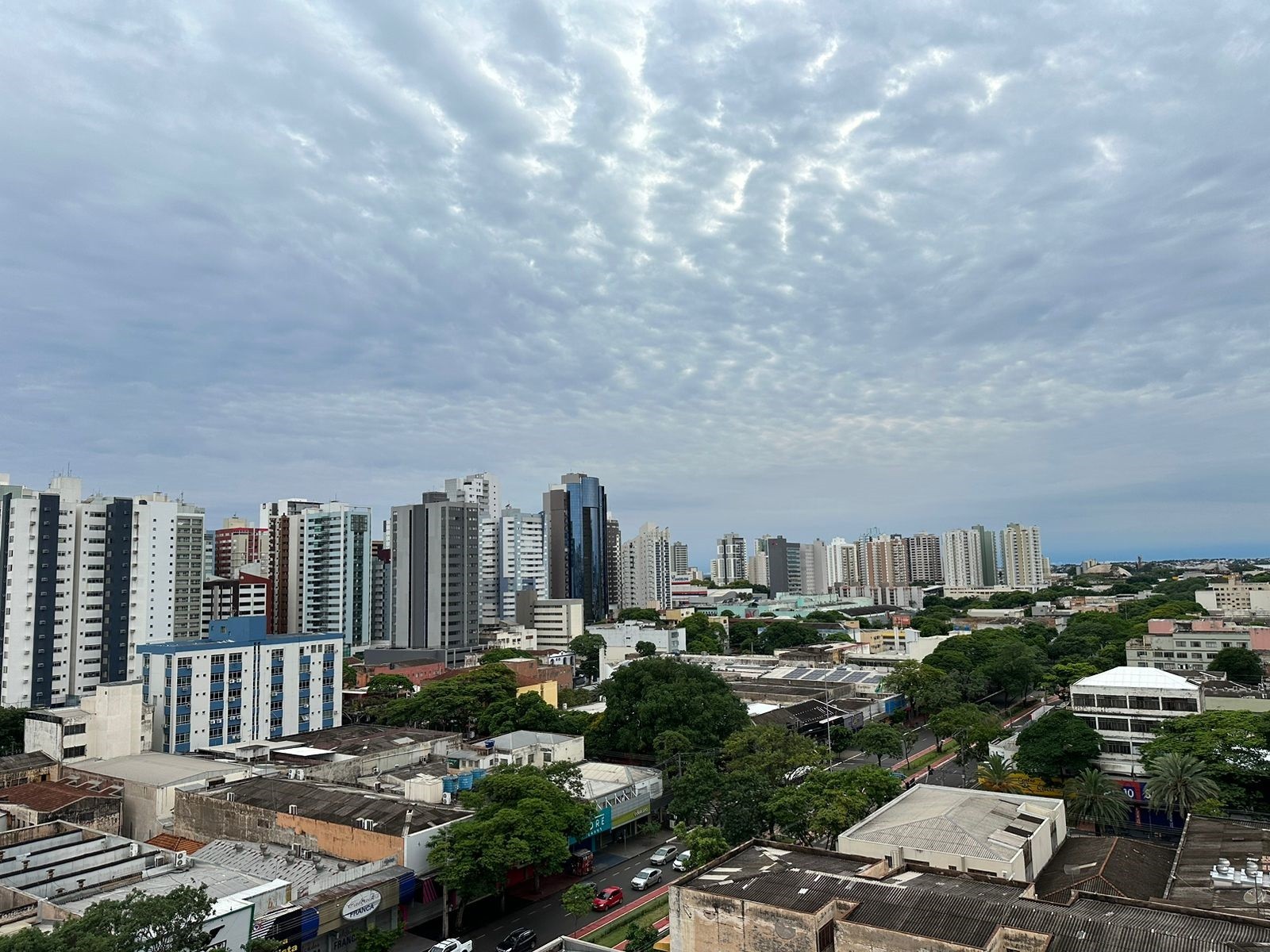 Veja a previsão do tempo para Maringá nesta terça-feira (17)