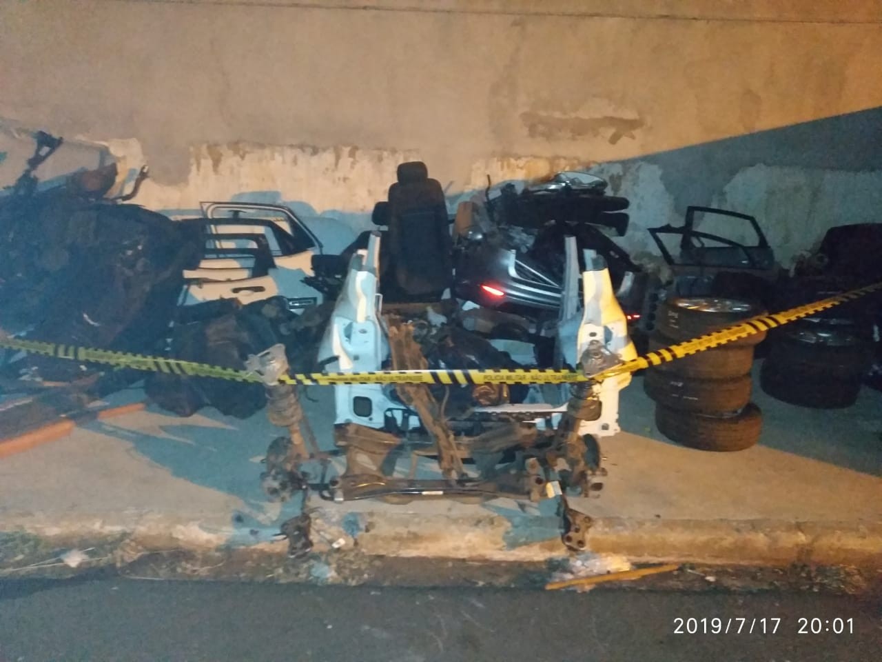 Desmanche de carros funcionava em fundo de empresa