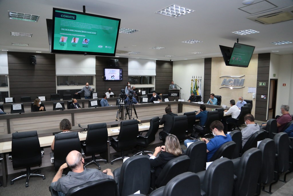 Termina nesta terça (03) a participação de candidatos à Prefeitura na Acim