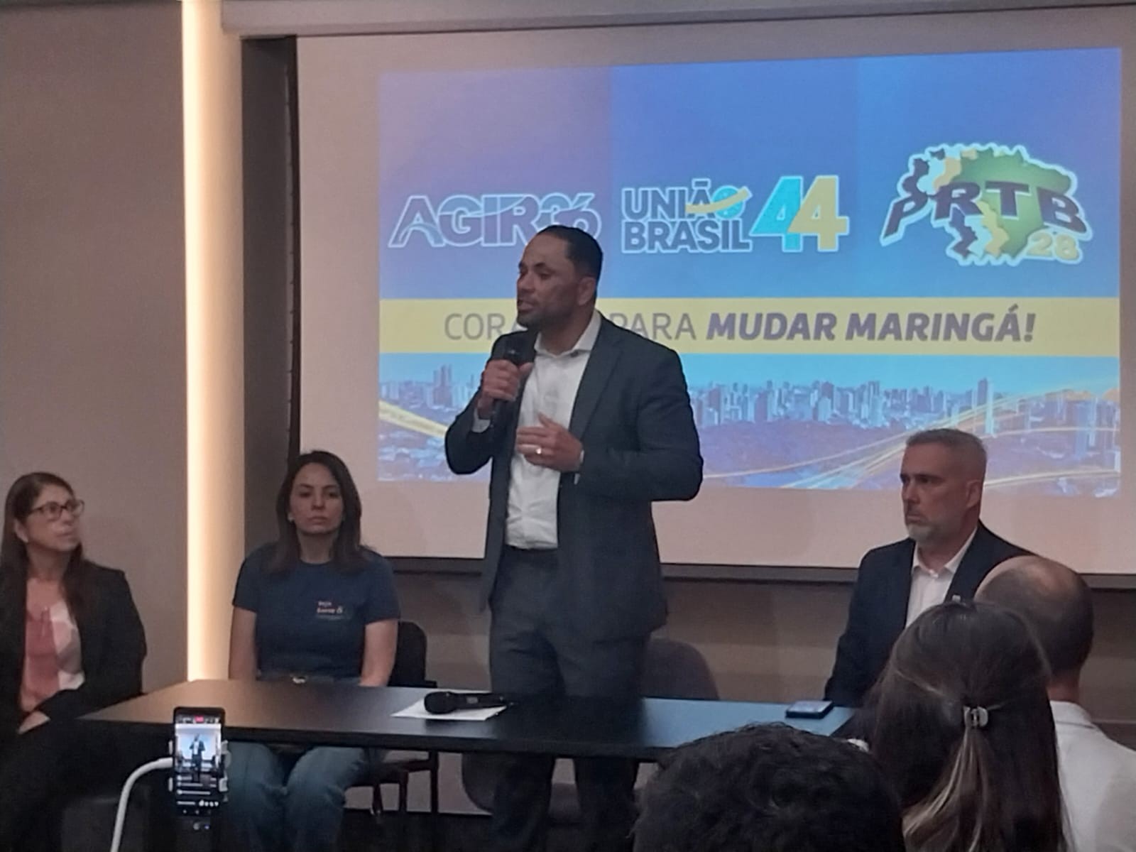 Por “pressão” de Sérgio Moro, Do Carmo desiste de candidatura em Maringá