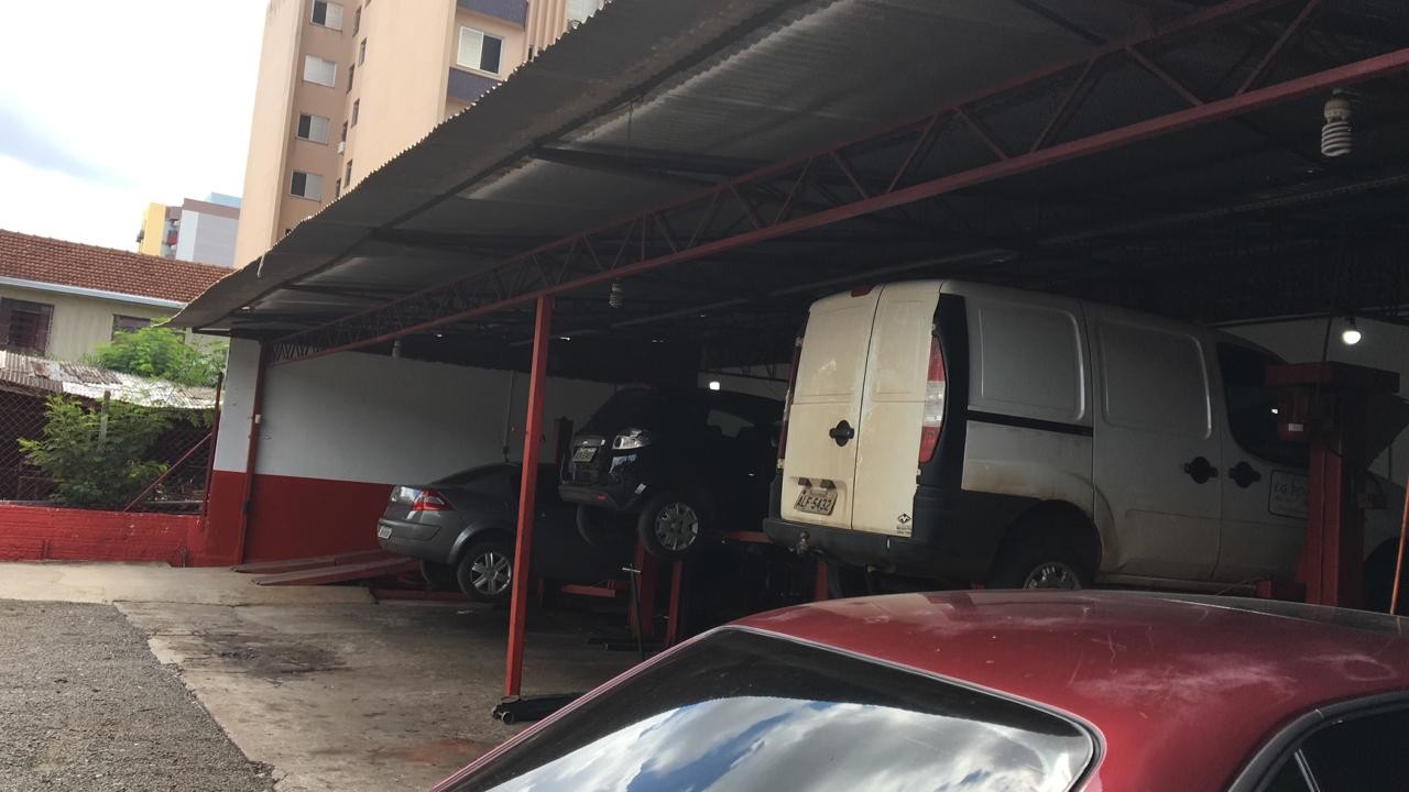 Oficinas mecânicas têm muito trabalho neste fim de ano