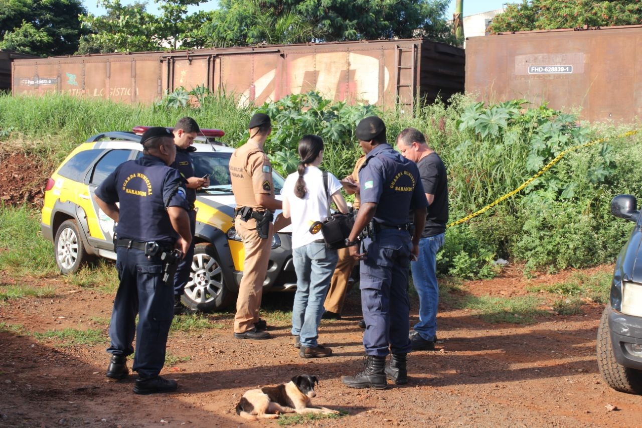 Homem atropelado e morto por trem dormia nos trilhos, diz polícia