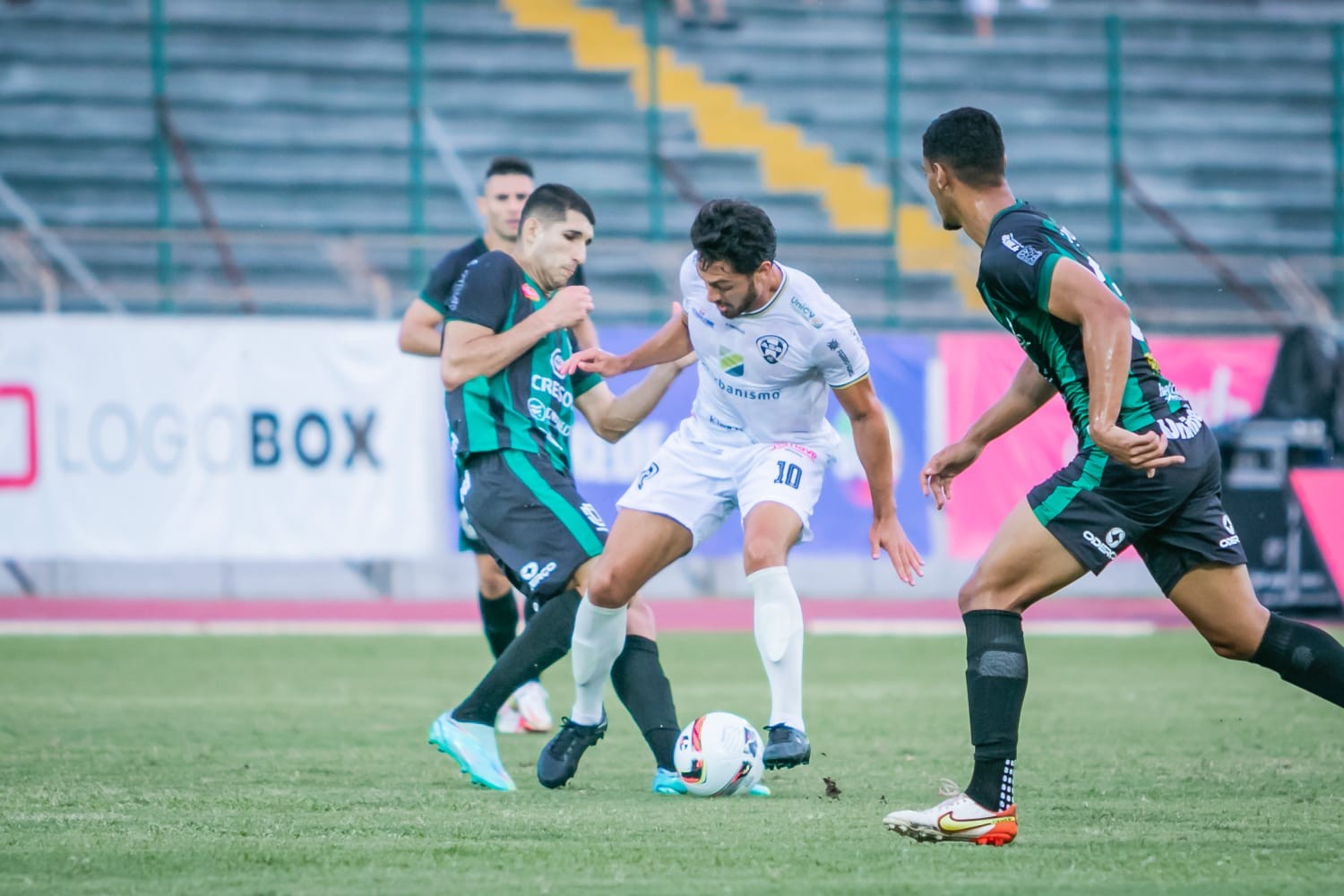 Aruko e Maringá FC empatam no Willie Davids