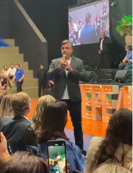 Léo Chaves abre XXVIII Congresso de Educação e Cidadania