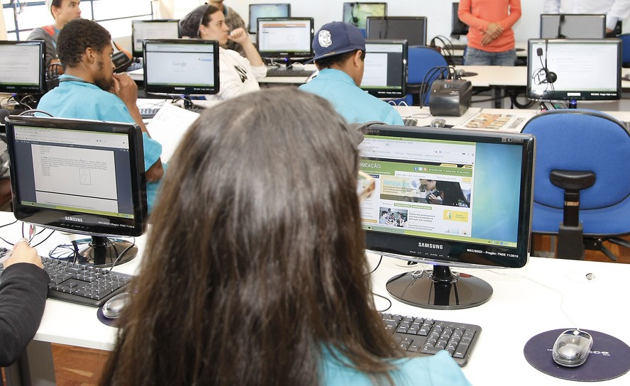 Inscrições para cursos técnicos gratuitos vão até dia 28