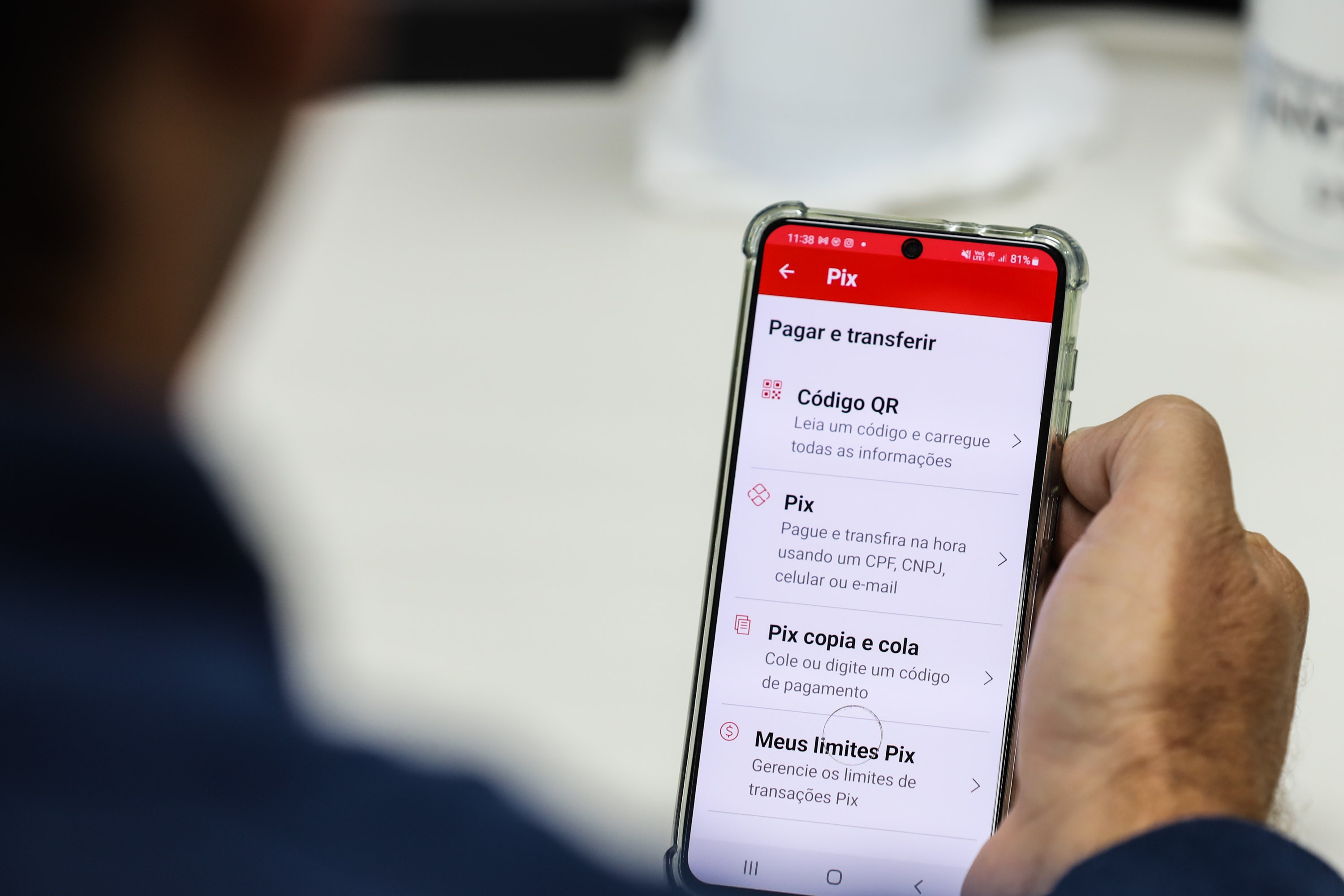 Procon-PR alerta sobre novo golpe envolvendo o uso do PIX