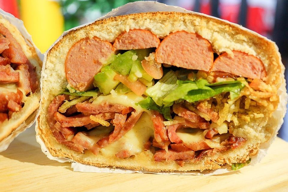 ‘Cachorrão prensado’: um traço da identidade cultural do maringaense