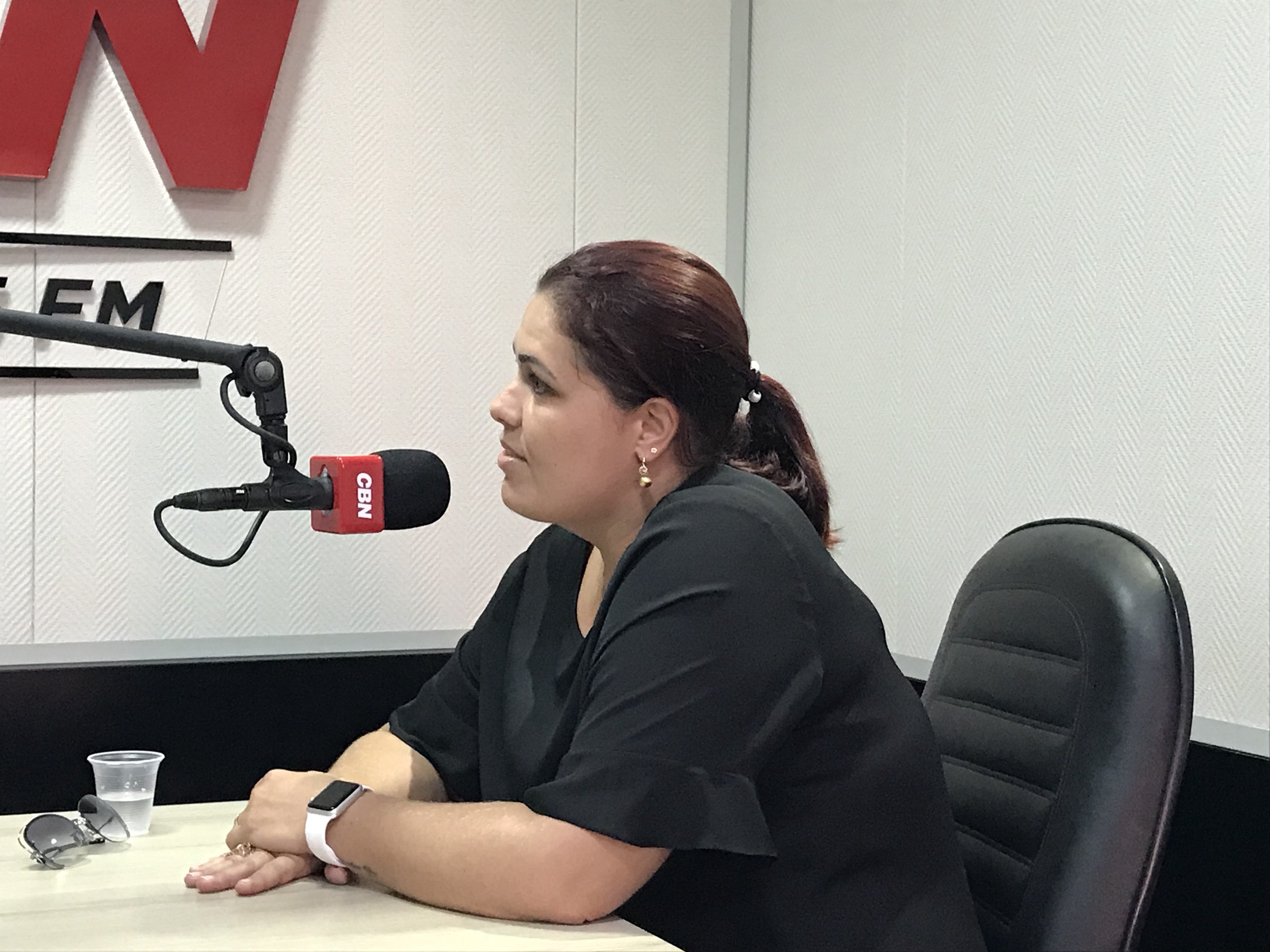 Ler é um hábito que deve ser estimulado antes mesmo da alfabetização