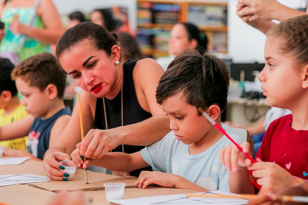 Bibliotecas municipais de Maringá oferecem mais de 50 atividades durante período de férias escolares